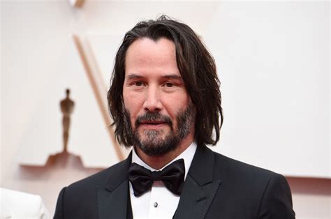 Keanu Reeves' Hollywood Hills home reportedly raided by burglars